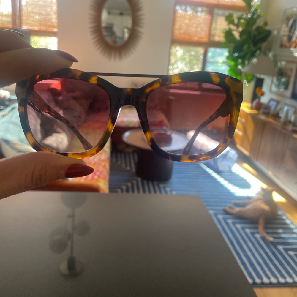 Elie Tahari sunglasses